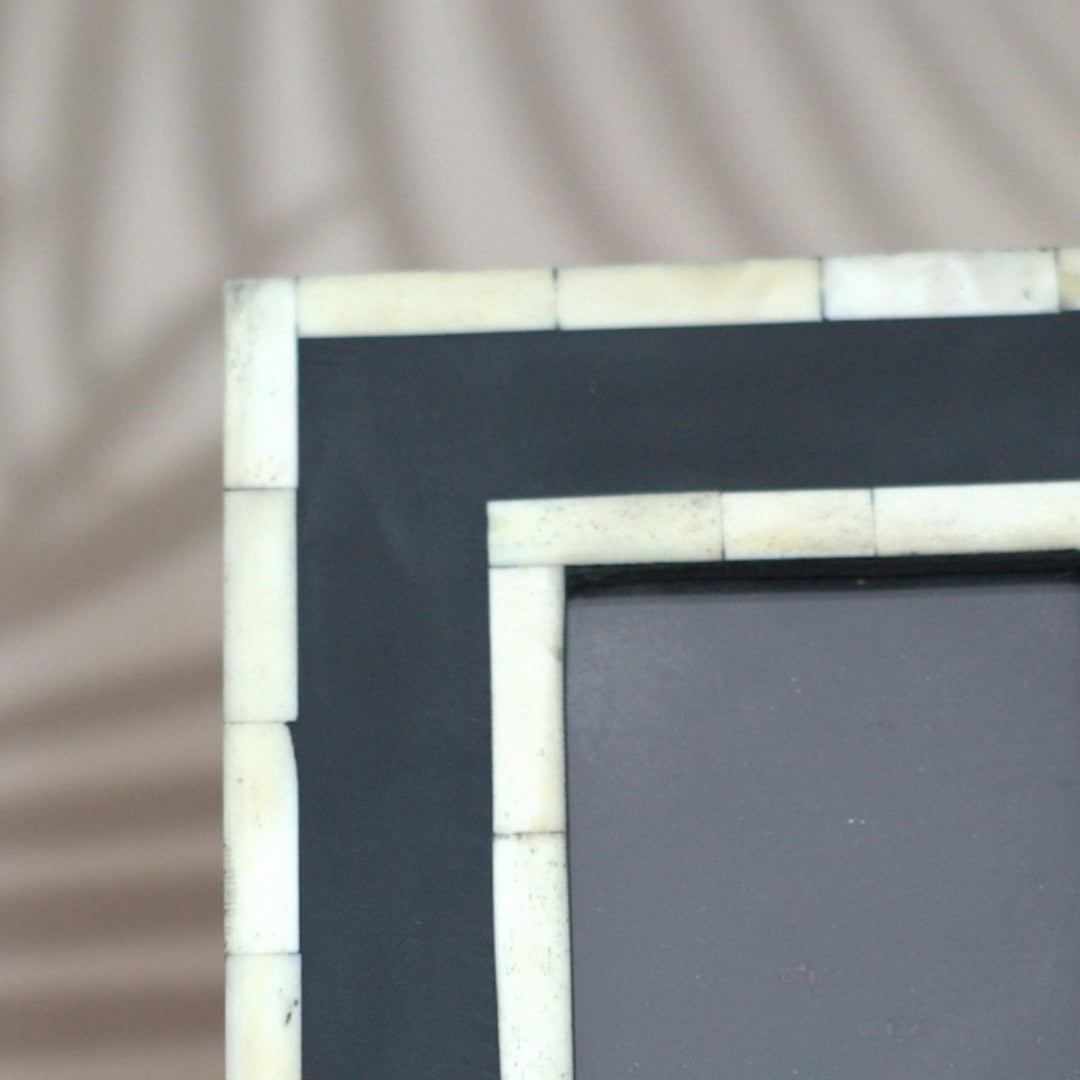 BONE INLAY PHOTO FRAME - OBSIDIAN OFF-WHITE