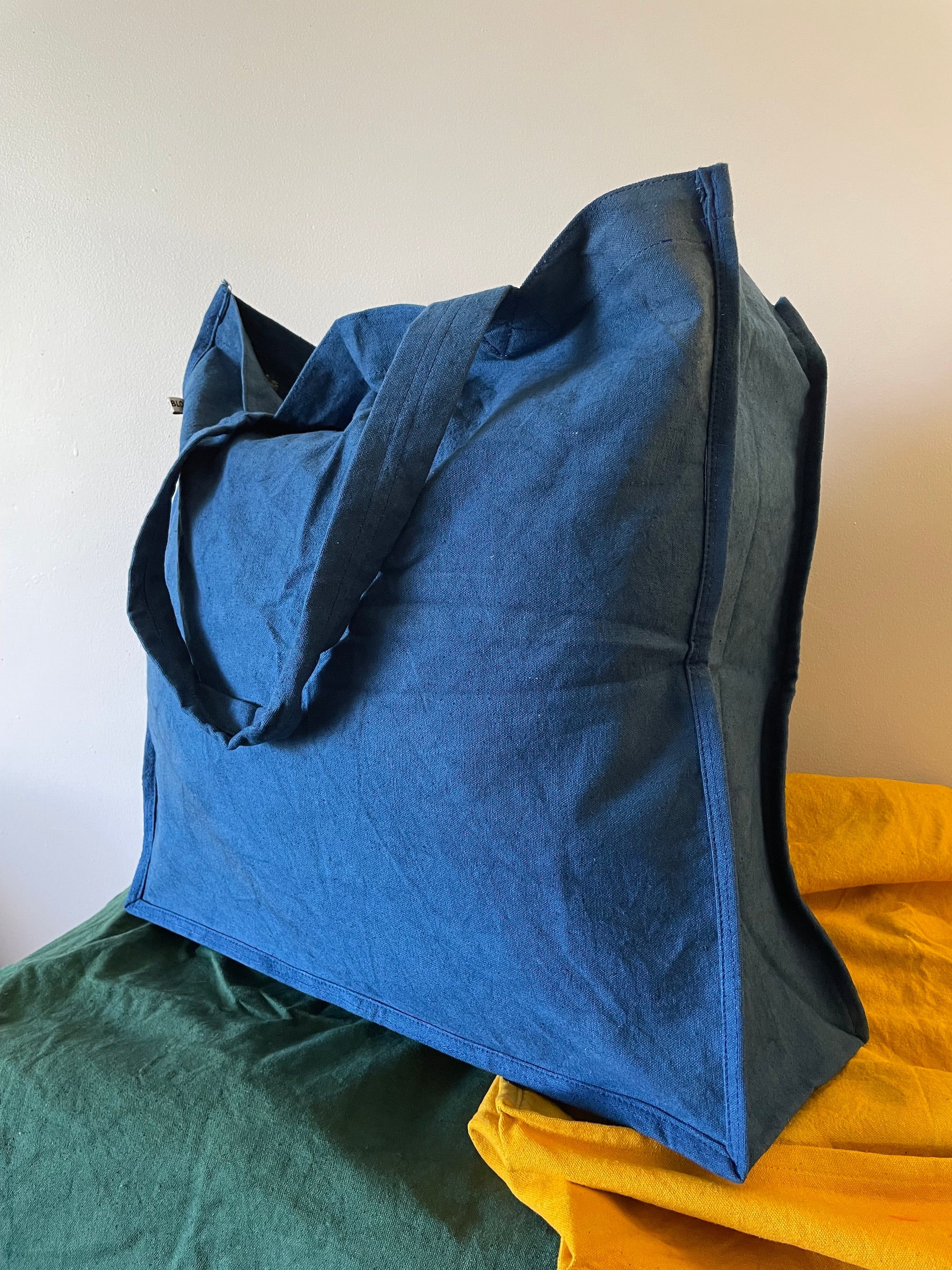 Plant dyed oversized canvas carry bag - indigo